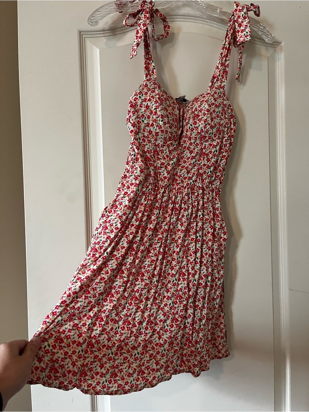 AUW Cream Sundress with Red and Pink Floral Print Juniors Size Small